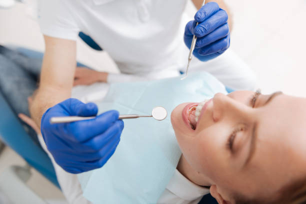 Best Cosmetic Dentistry  in Earlimart, CA